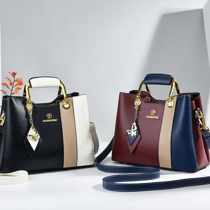 bolsa feminina com pingente